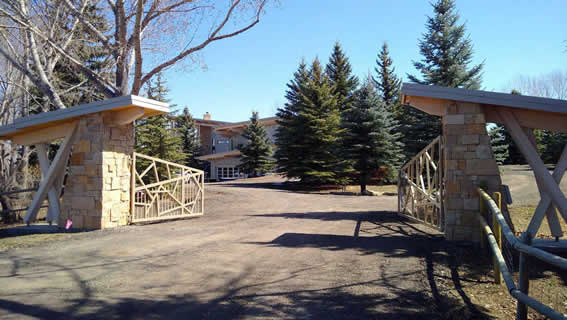 Samuelson Timberframe Design - West Coast Contemporary Timberframe Mountain Modern